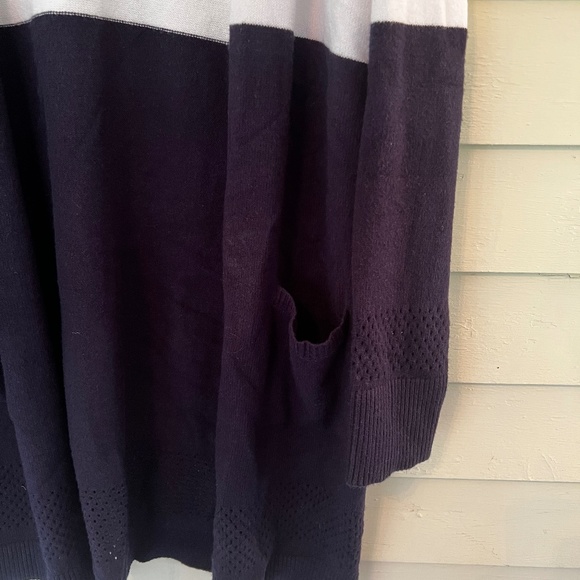 NWOT ELEVEN ELEVEN Women's Navy & White Stipe Long Sleeve Cardigan - Picture 6 of 10